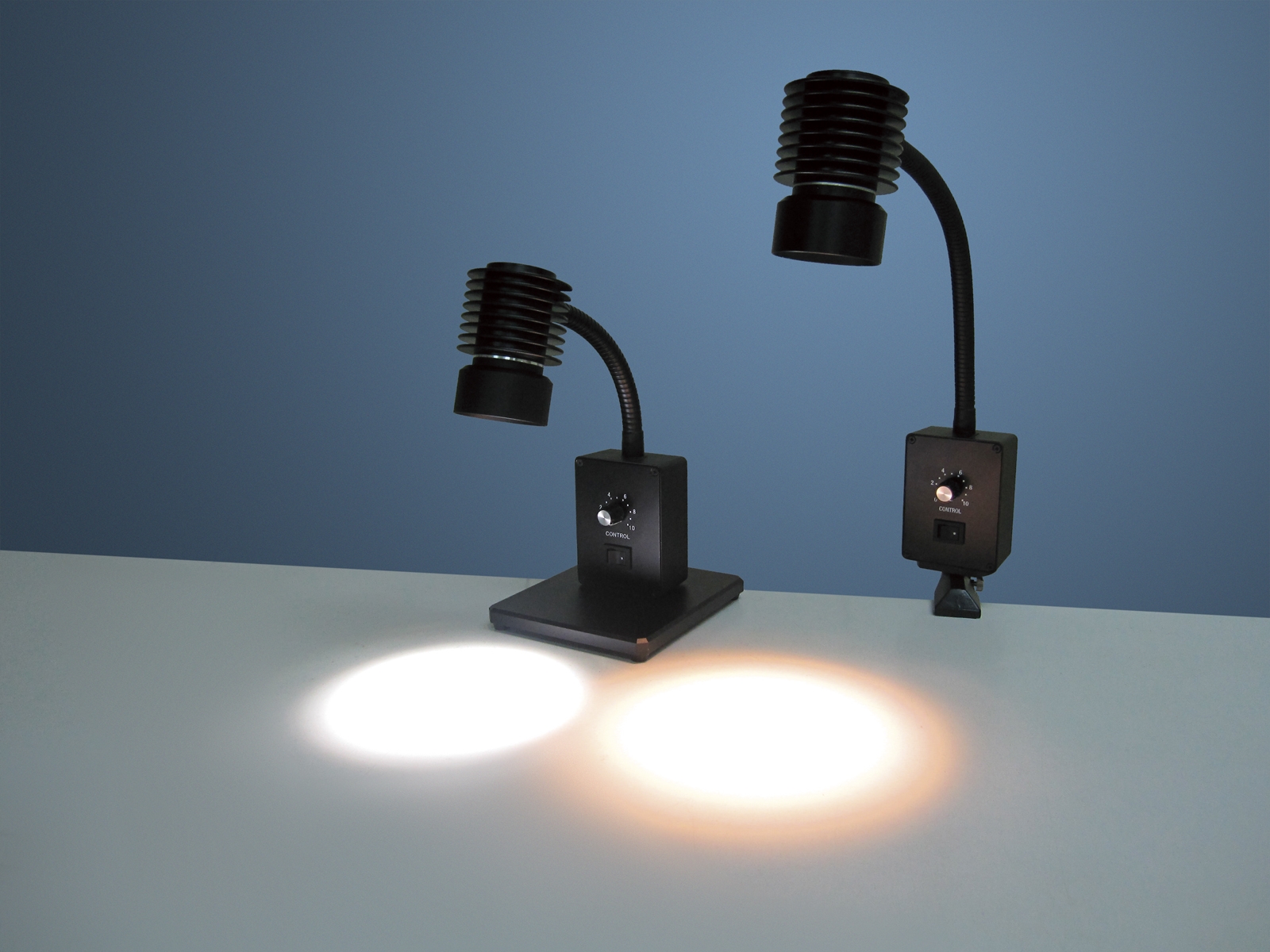 アズワン/AS ONE 目視検査用LED照明（スポットエース） 電球色 SPA-10SD 品番：1-2328-01